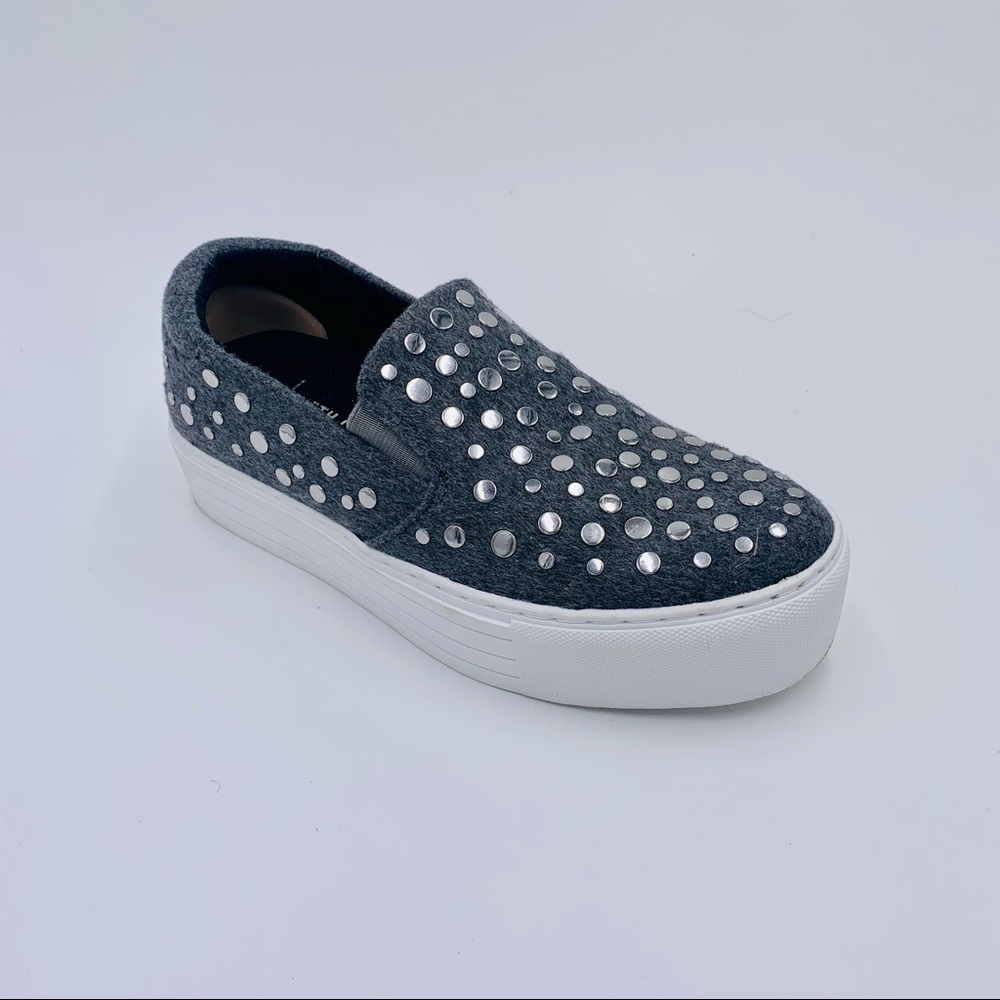 Kenneth Cole shoes Jeyda platform sneakers low gray studded women size 5.5
